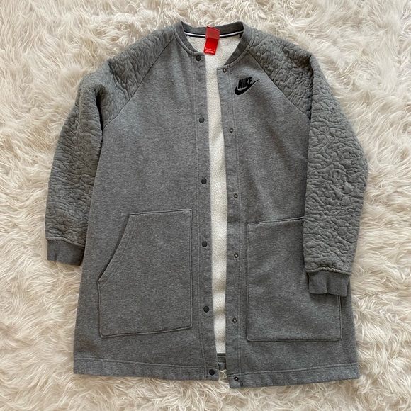 Nike Gray Sweatshirt Jacket with Quilted Sleeves - Picture 1 of 8
